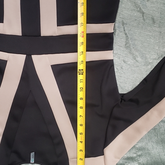 Auditions lady dress long sleeve ๐ 2xl black and tan. - Picture 11 of 15